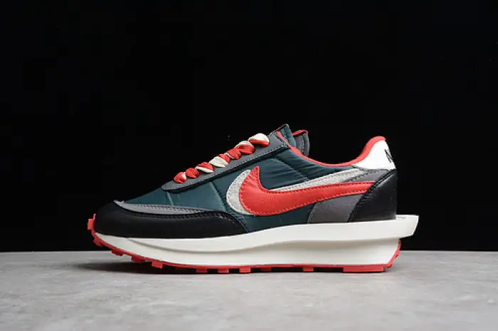 Nike LD Waffle sacai Undercover University Red 