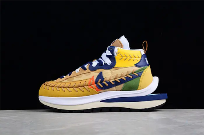 Jean Paul Gaultier x Sacai x Nk VaporWaffle "Sesame" 