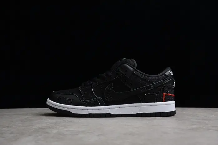 Nike SB Dunk Low Wasted Youth 