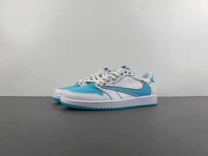 Travis Scott x Air Jordan 1 Low OG 