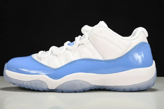 JORDAN 11 RETRO LOW UNIVERSITY BLUE 