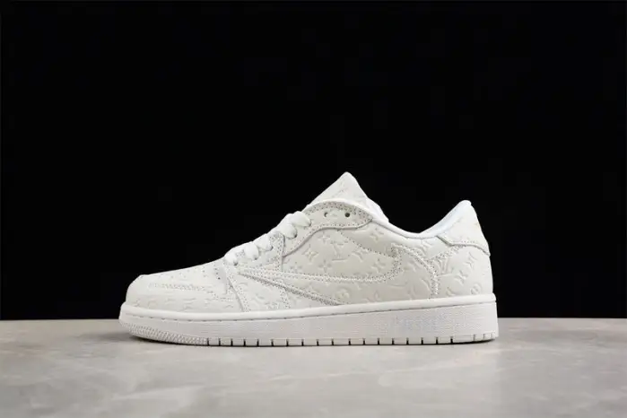 Travis Scott x Air Jordan 1 Low OG 