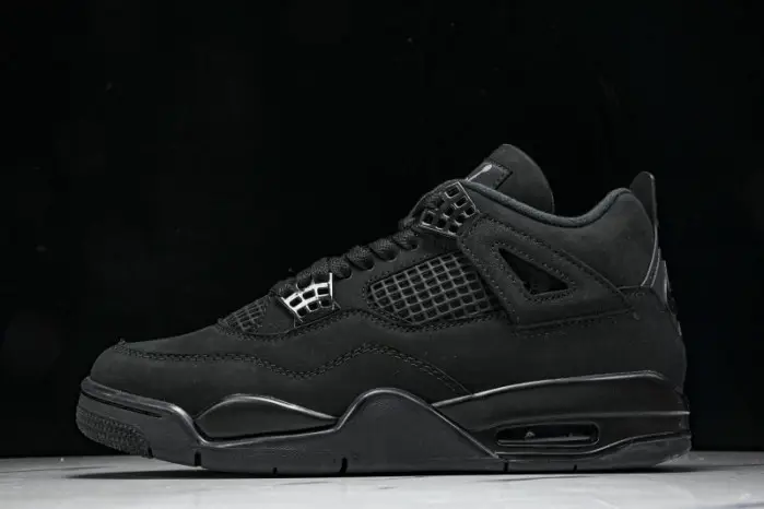 Air Jordan 4 “Black Cat”  2025 