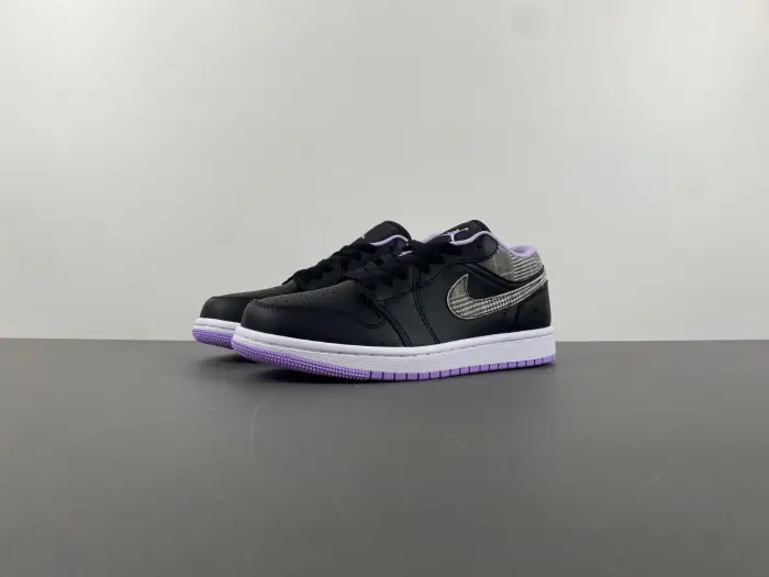 Air Jordan 1 Retro Low 