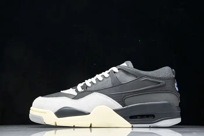 Air Jordan 4   "Remastered" 