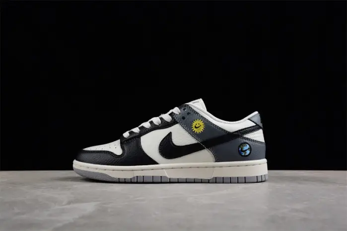 Nike SB Dunk Low 