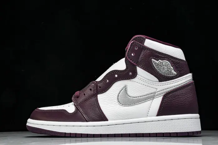 Air Jordan 1 High OG “Bordeaux” Bordeaux White-Metallic Silver 