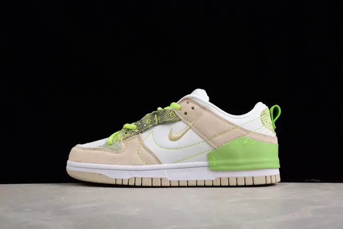 Nike SB Dunk Low 