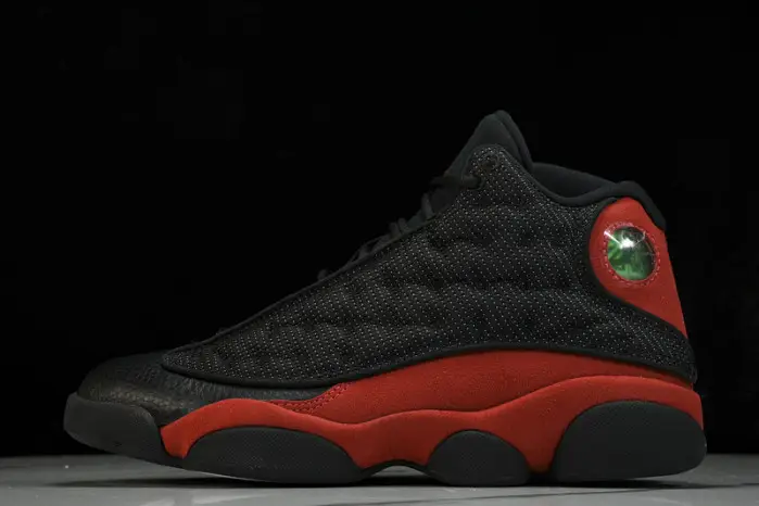 Air Jordan 13 “Bred” 