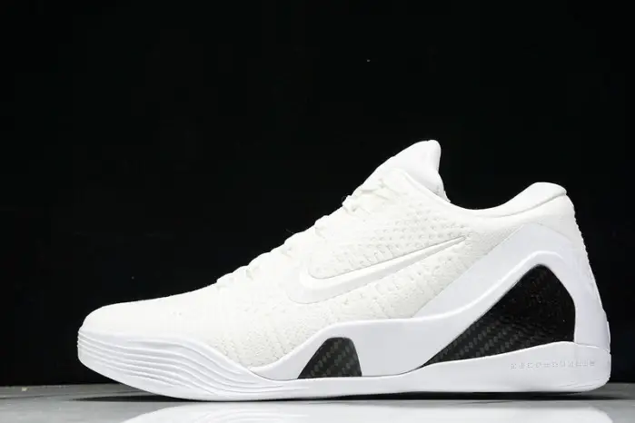 NK Zoom Kobe Protro "HALO" 