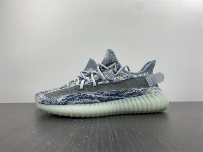 Yeezy Boost 350 V2  GW 