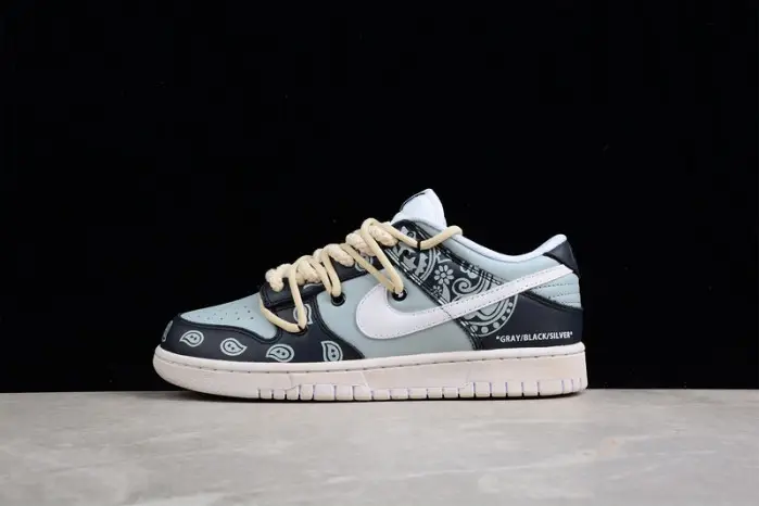 Nike Dunk Low  (2021) (W) 