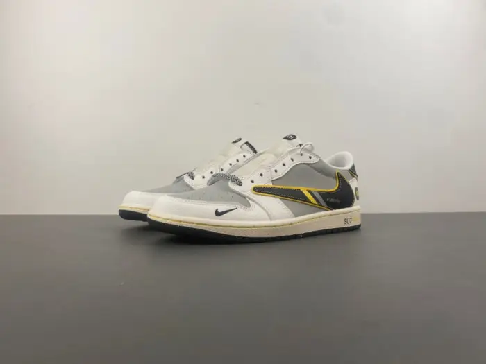 Travis Scott x Fragment Design x Jordan Air Jordan 1 Low 