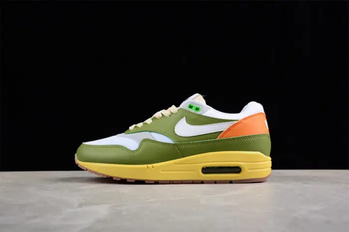 NIKE AIR MAX 1 