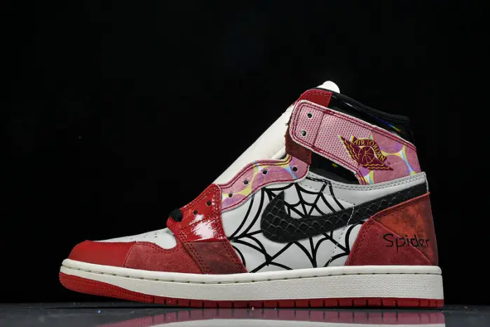 Air Jordan 1 High OG “Next Chapter” 