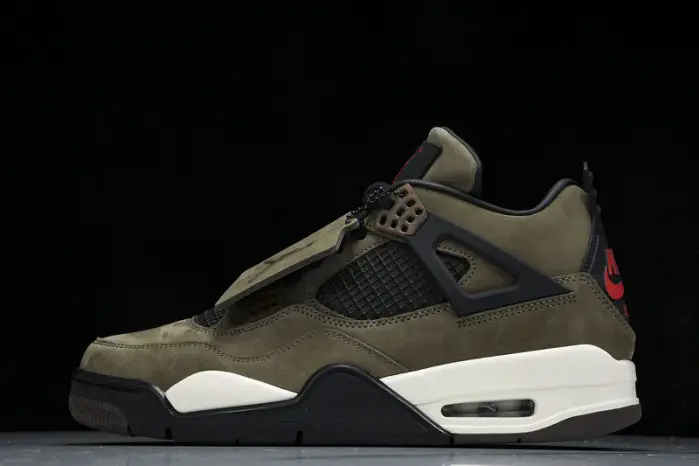 Air Jordan 4 Retro UNDFTD 