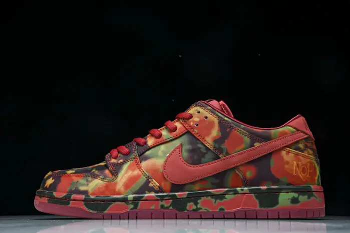 Nike Dunk Low 