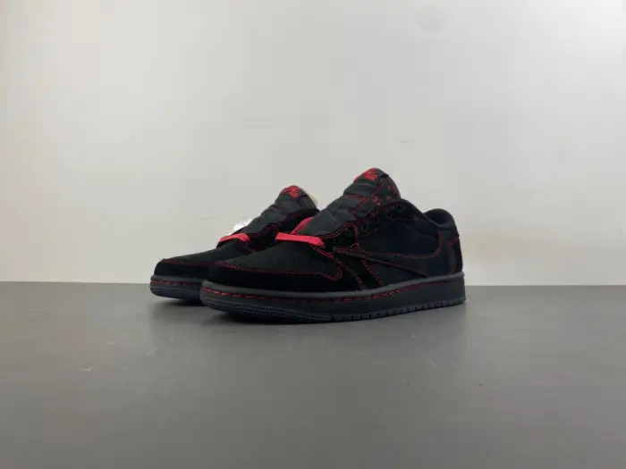 Travis Scott x Air Jordan 1 Low OG 