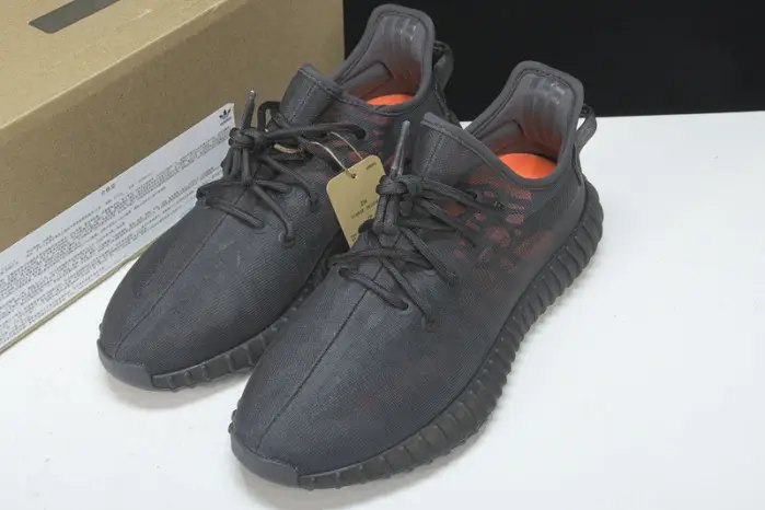 Yeezy Boost 350 V2 Mono Cinder 