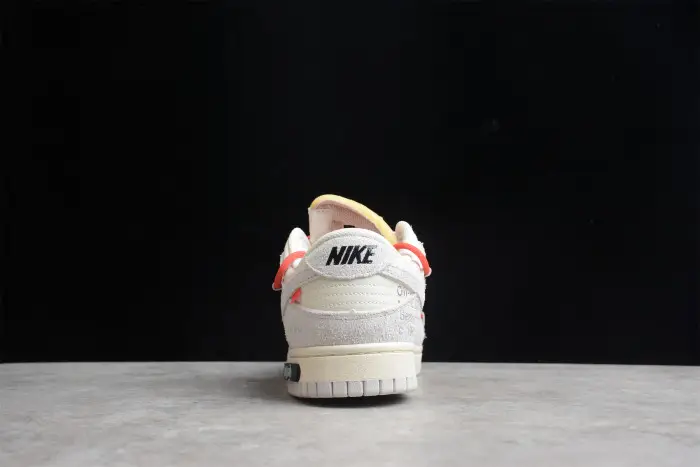 Nike Dunk Low OW Lot 33 