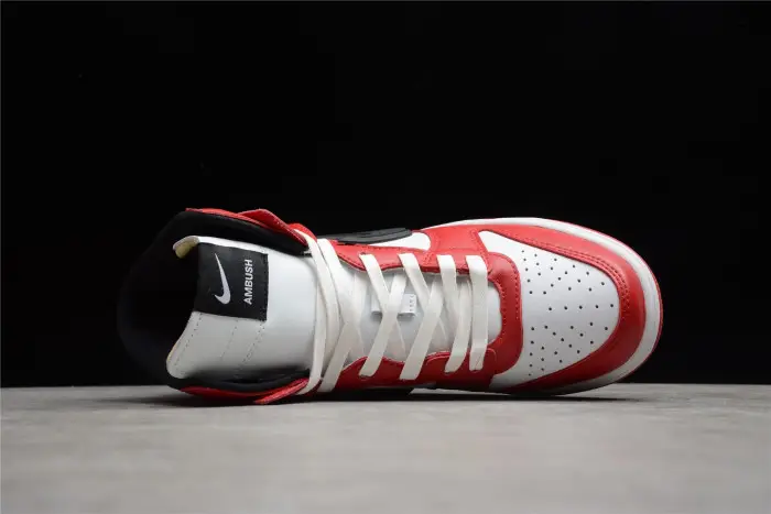 NIKE DUNK HIGH VARSITY RED BLACK WHITE 