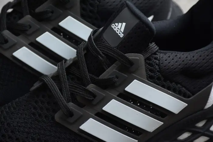 Ultra Traboost Web DNA Black 