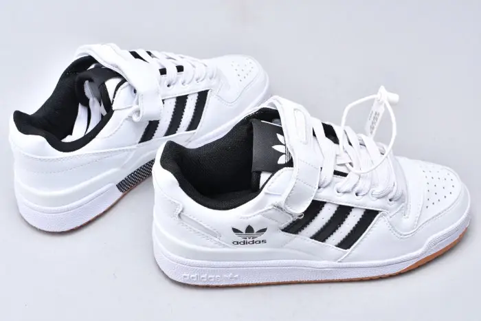Forum Mid Low 