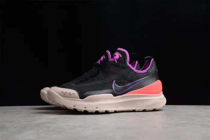 Nike ACG Air Zoom 