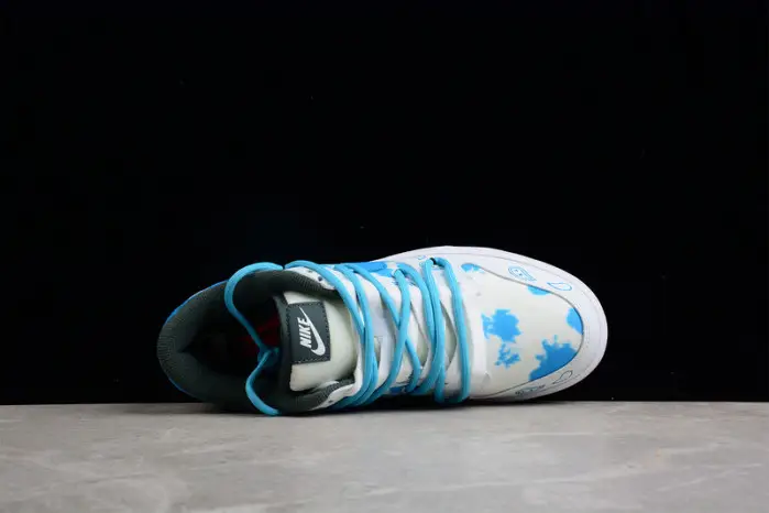 Nk Dunk Low "Sail Multi-Camo" Vibe 