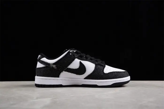 Nike SB Dunk Low 