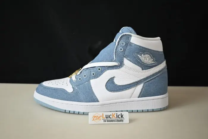 AirJordan 1 Retro WMNS “Denim” 