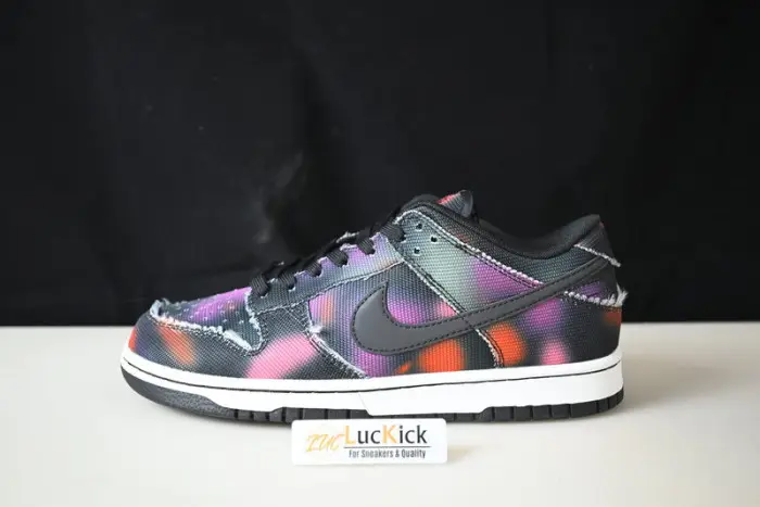 Nike Dunk Low Graffiti 