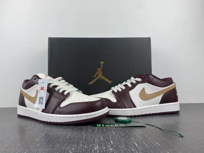 Air Jordan 1 Low 
