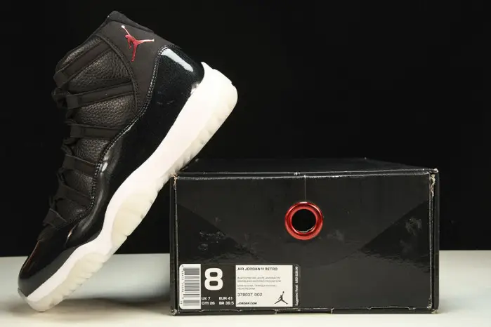 Air Jordan 11 