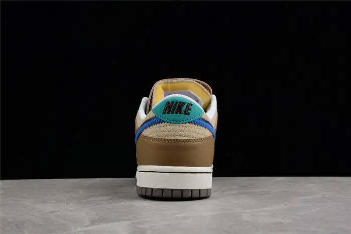 Nike Dunk Low "Dark Driftwood" 