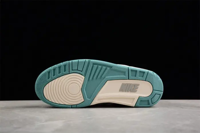 Air Jordan 3 Retro 
