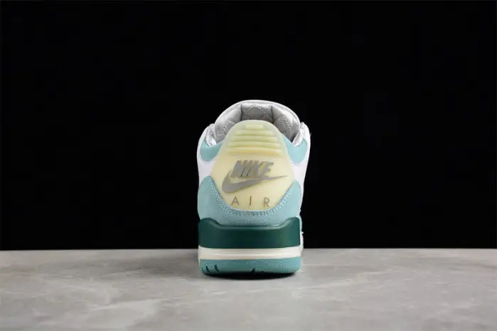 Air Jordan 3 Retro 