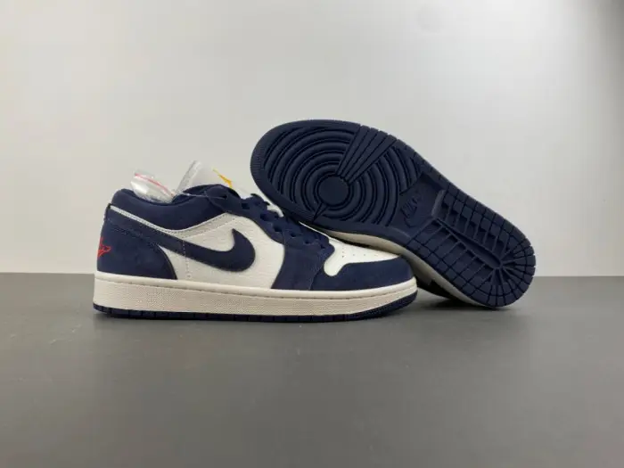 Air Jordan 1 Low 