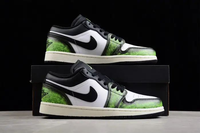 Jordan 1 Low Wear Away Electric Green 