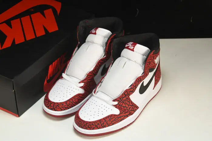 Jordan 1 Retro 
