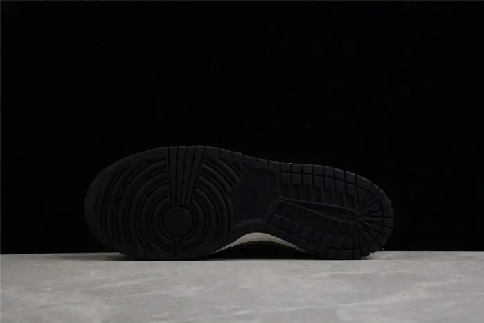 Otomo Katsuhiro x NK SB Dunk Low "Steamboy OST" 
