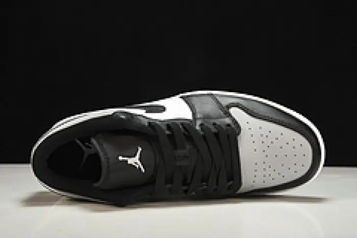 Air Jordan Low "Shadow Toe" 