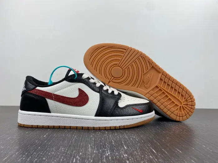 Air Jordan 1 Low 