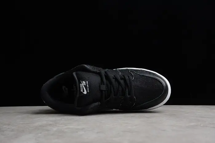 Nike SB Dunk Low Wasted Youth 