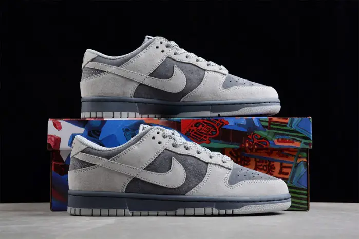 Nike Dunk Low 