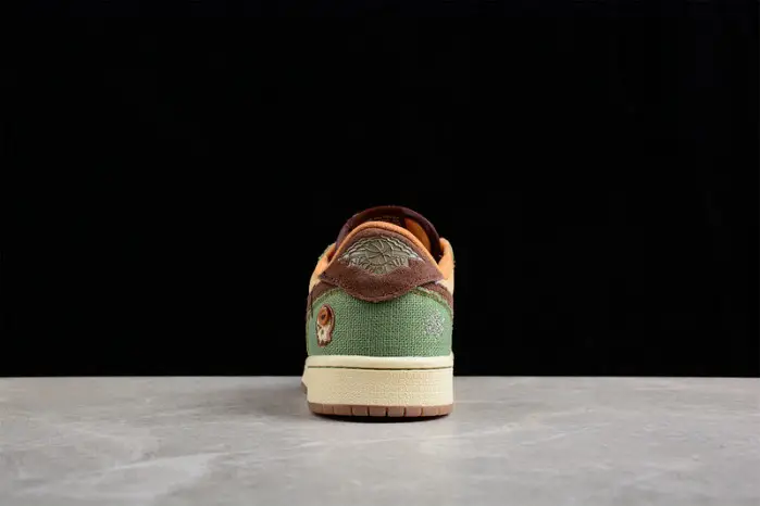 Air Jordan 1 Low RETRO LOW OGZ 