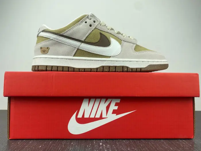 Nike Dunk Low 
