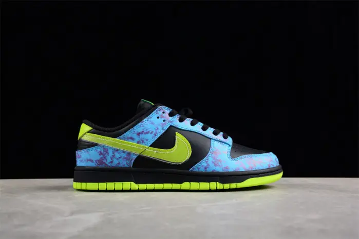 Nike SB Dunk Low “Acid Wash” 