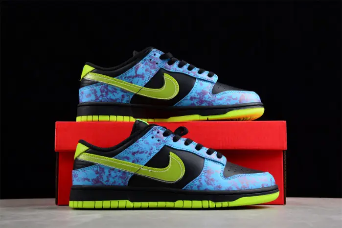 Nike SB Dunk Low “Acid Wash” 