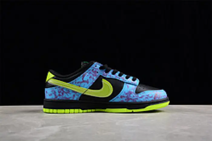 Nike SB Dunk Low “Acid Wash” 